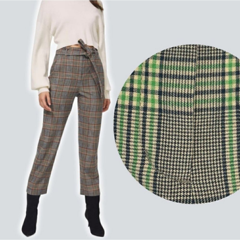 Wilfred Plaid Ankle Cropped Pants in Green, Black, Cream